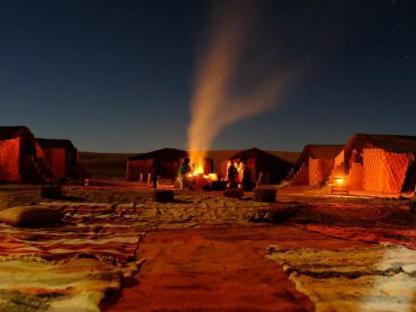 Hotel Etoile Des Dunes Merzouga Exteriör bild